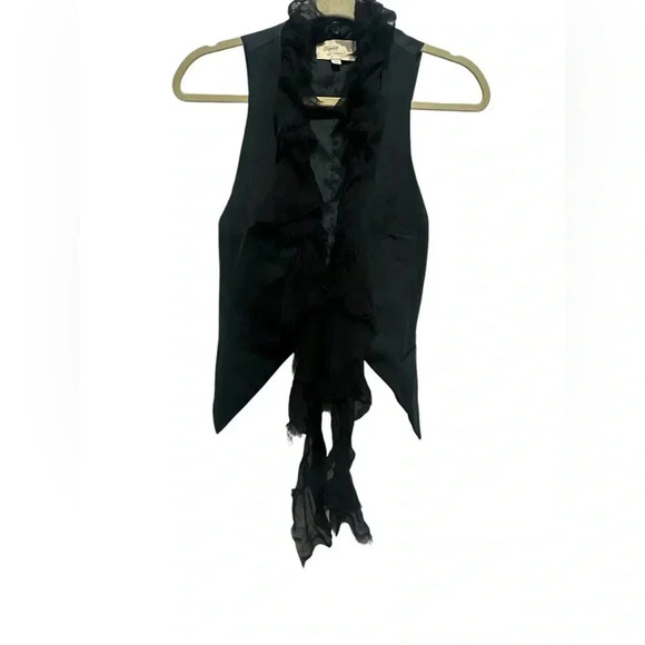 Elizabeth and James Women Black Vest Dramatic Romantic Ruffle Detail Medium EUC - Picture 2 of 5